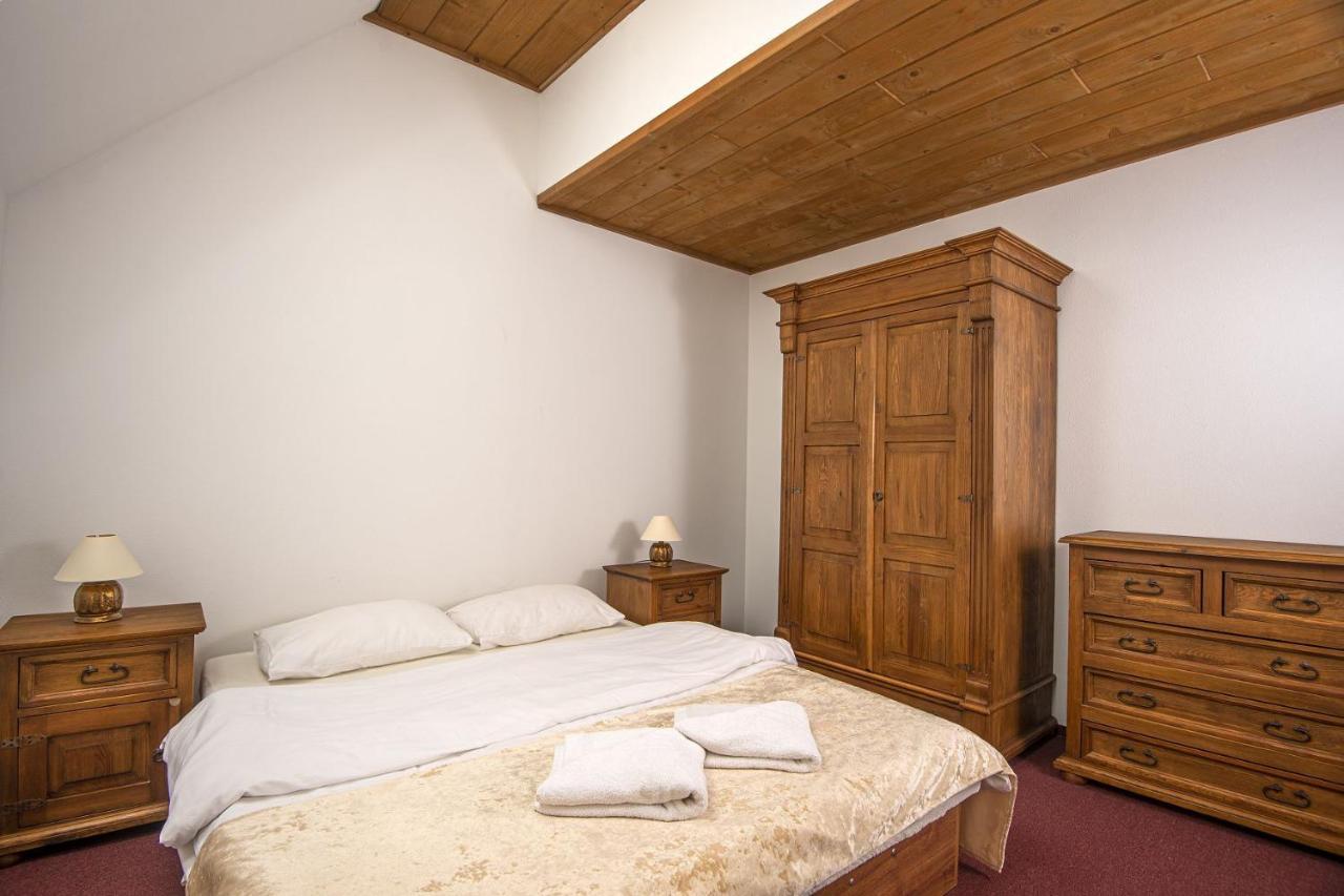 Apartmanovy Dom Vila Maros Appartement Pavčina Lehota Buitenkant foto