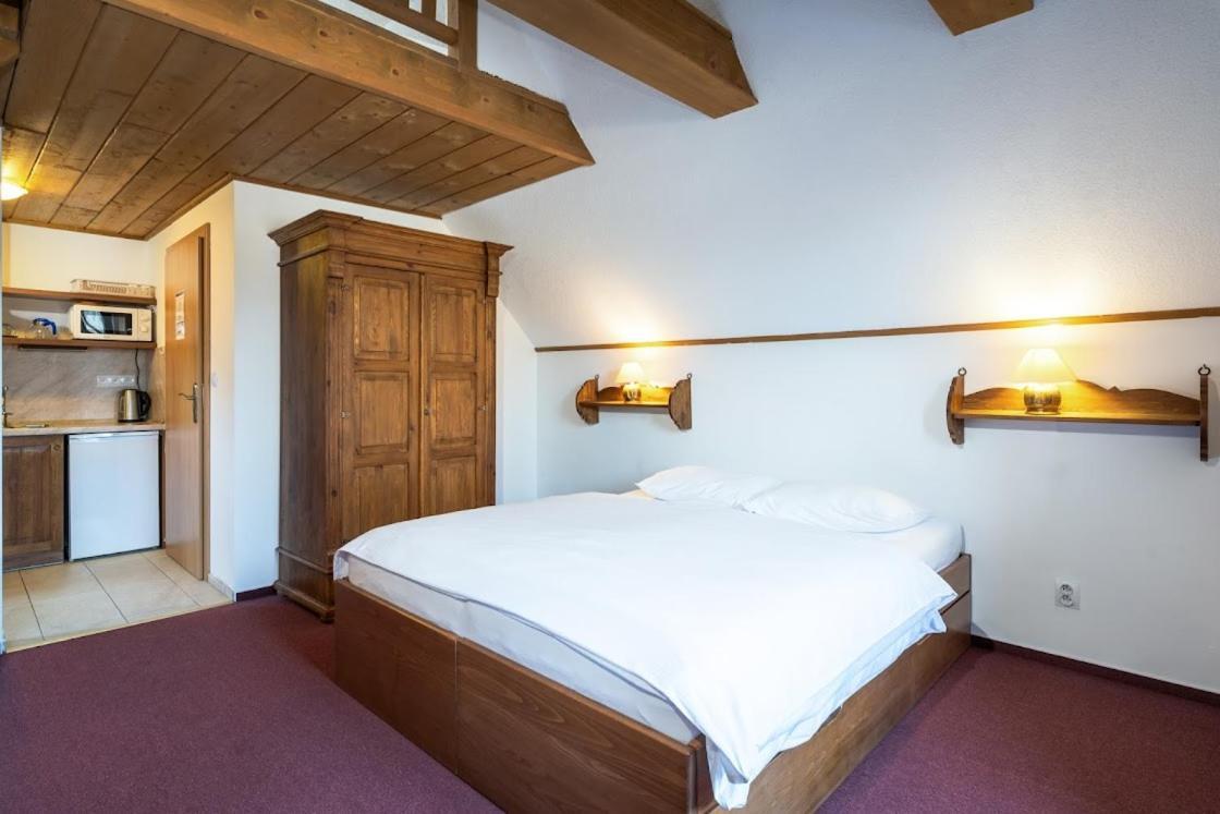 Apartmanovy Dom Vila Maros Pavčina Lehota Buitenkant foto