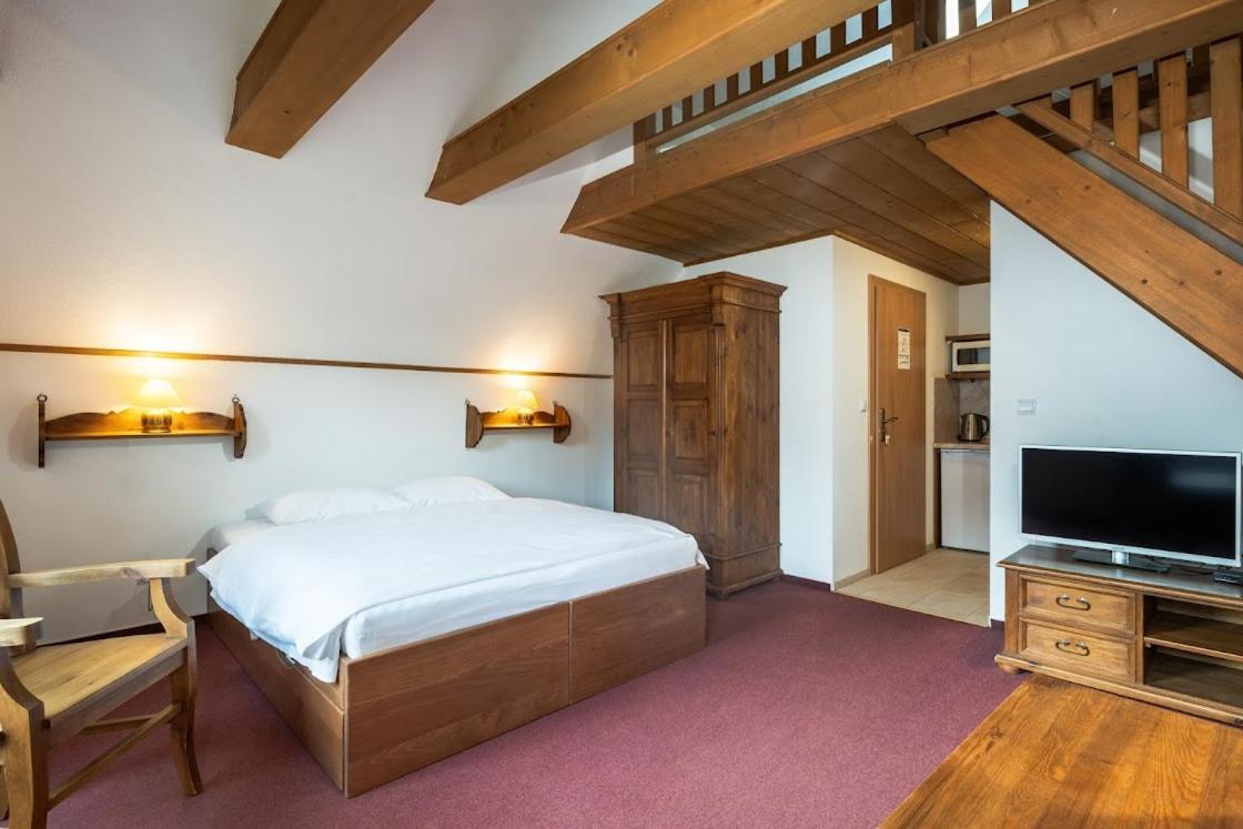 Apartmanovy Dom Vila Maros Pavčina Lehota Buitenkant foto